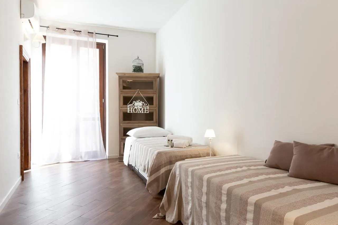 Quattro Canti Charming Flat Palermo 0*,  Italy