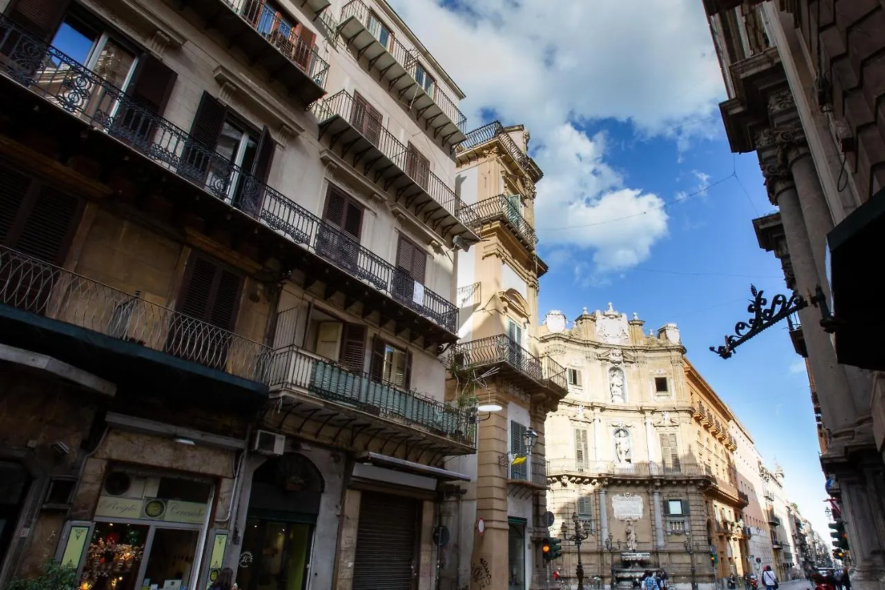 Quattro Canti Charming Flat Palermo 0*,